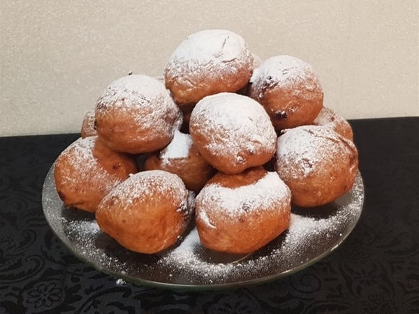 Oliebol zonder krenten