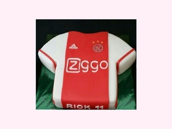 Ajax shirt taart 30 personen